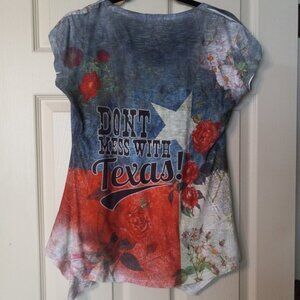 Don't Mess with Texas Women's Floral size large